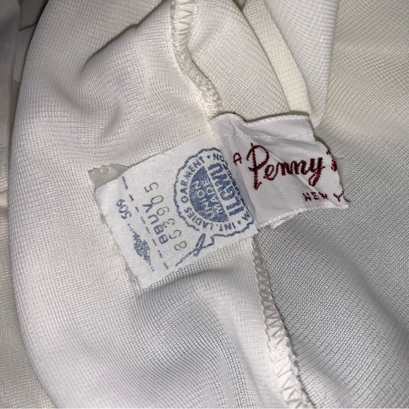 v i n t a g e :: 50s Pleated Cutout Lace Nylon Blouse ILGWU - Picture 9 of 13